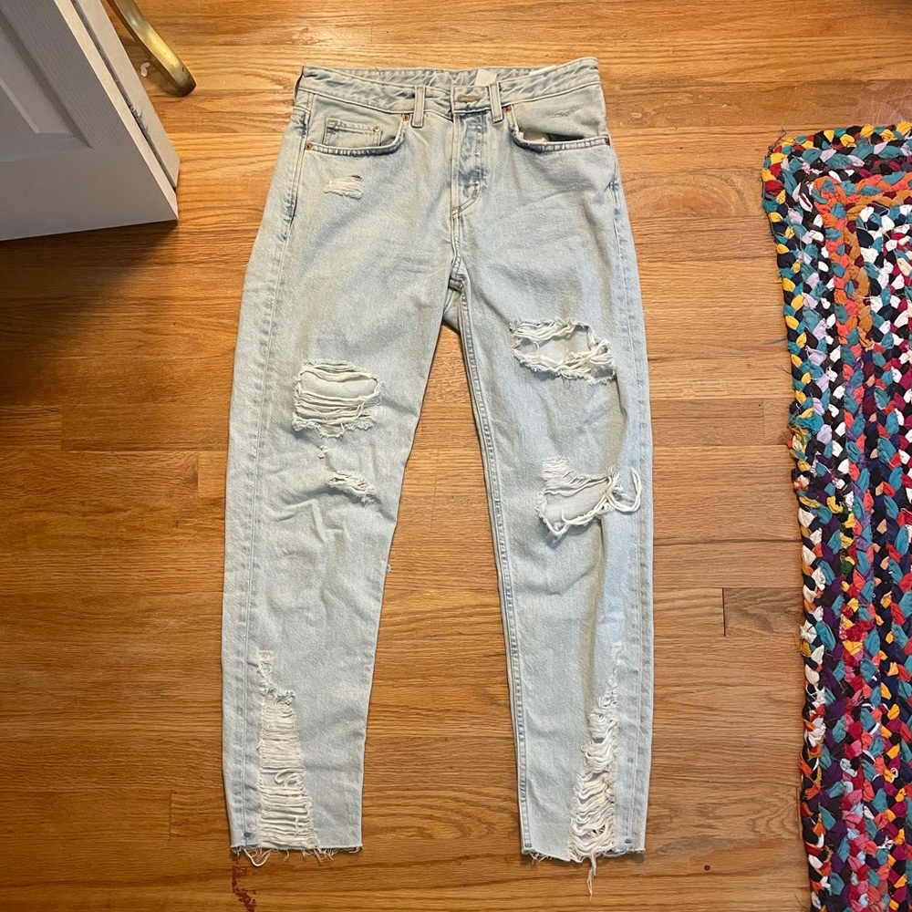 light wash high waisted ripped denim jeans (didn’t fit so never worn)